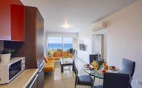 One Bedroom Apartment In Fig Tree Bay